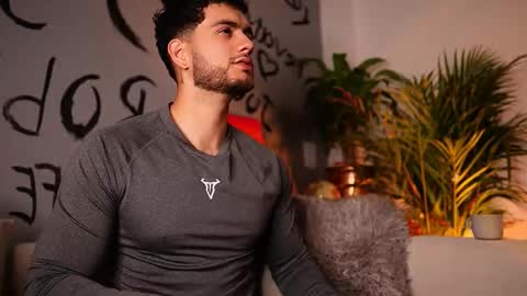 Snapshot of noha_miler chatting on September 8, 2025, 11:37 pm kevin online show from September 8, 2025, 11:37 pm