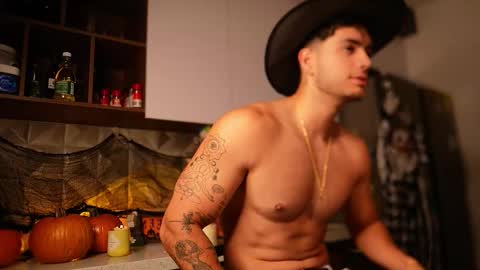 Snapshot of noha_miler chatting on November 1, 2025, 1:07 am kevin online show from November 1, 2025, 1:07 am