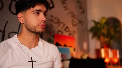 Snapshot of noha_miler chatting on November 12, 2025, 9:36 pm kevin online show from November 12, 2025, 9:36 pm