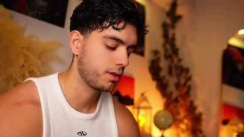 Snapshot of noha_miler chatting on April 24, 2026, 10:34 pm kevin online show from April 24, 2026, 10:34 pm