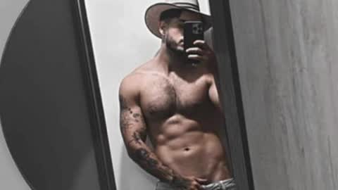 Snapshot of noha_miler chatting on May 2, 2026, 12:04 am kevin online show from May 2, 2026, 12:04 am