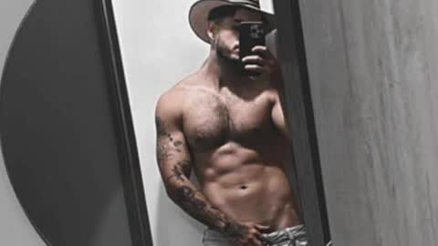 Snapshot of noha_miler chatting on May 17, 2026, 11:56 pm kevin online show from May 17, 2026, 11:56 pm