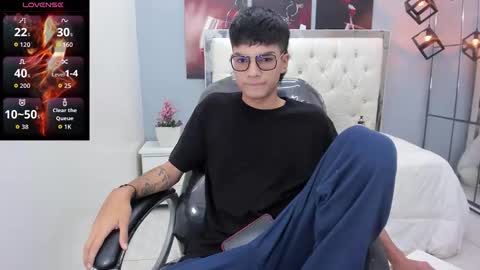 Noha Scott online show from March 12, 2026, 10:49 pm