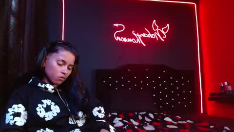 Noha Thomson online show from February 20, 2026, 7:36 pm