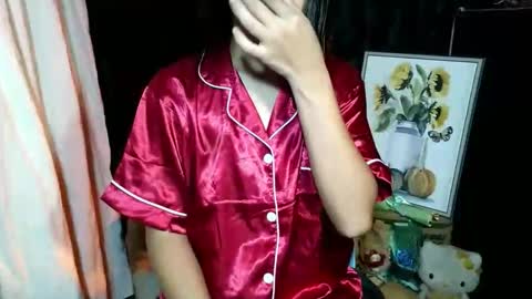 noime826446 online show from September 13, 2025, 9:09 am