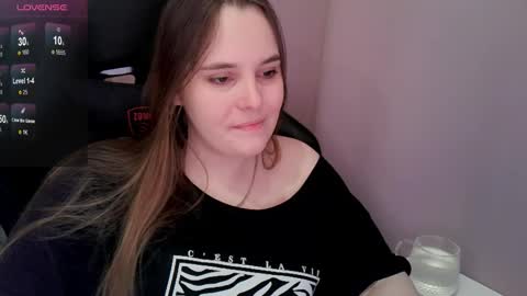 noir_ember_ online show from March 21, 2026, 4:21 pm