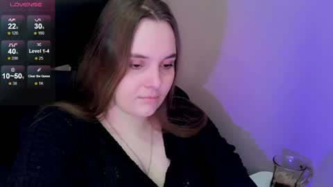 noir_ember_ online show from April 2, 2026, 6:16 pm