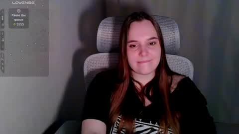 noir_ember_ online show from July 28, 2026, 6:20 pm