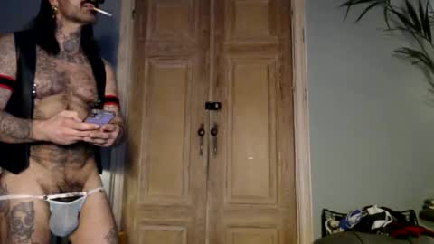 Snapshot of noisyx1976 chatting on February 28, 2026, 8:10 pm Im here enjoy online show from February 28, 2026, 8:10 pm