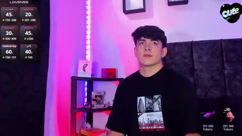 Nolan  online show from November 16, 2025, 6:57 pm