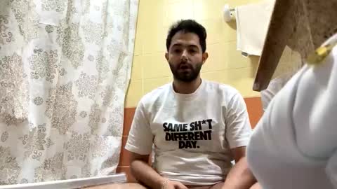 noor771 online show from November 5, 2025, 12:21 am