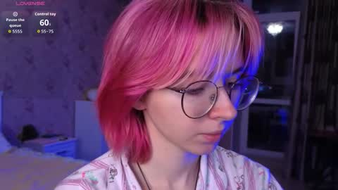 Snapshot of nora_failure chatting on October 8, 2025, 1:09 pm Nora Failure online show from October 8, 2025, 1:09 pm