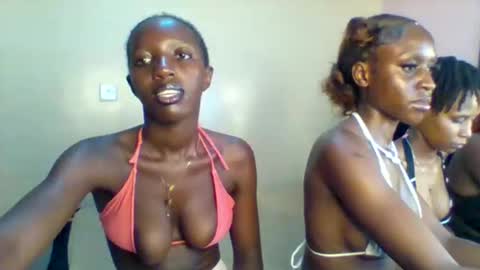 Snapshot of norababy20 chatting on April 22, 2026, 4:52 pm Norababy20 online show from April 22, 2026, 4:52 pm