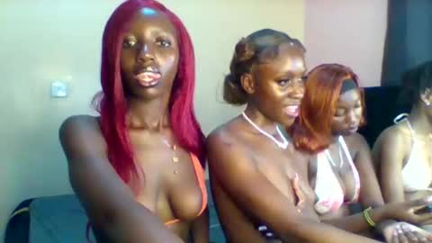 Snapshot of norababy20 chatting on April 24, 2026, 3:47 pm Norababy20 online show from April 24, 2026, 3:47 pm