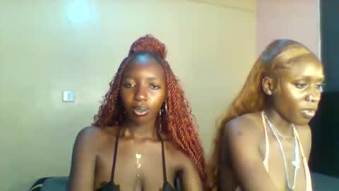 Snapshot of norababy20 chatting on May 21, 2026, 5:25 am Norababy20 online show from May 21, 2026, 5:25 am