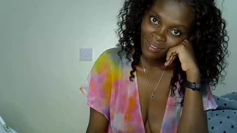 Snapshot of norah_pure chatting on December 26, 2024, 12:25 am norah_pure online show from December 26, 2024, 12:25 am