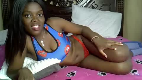 Snapshot of norah_pure chatting on October 25, 2025, 9:50 am norah_pure online show from October 25, 2025, 9:50 am