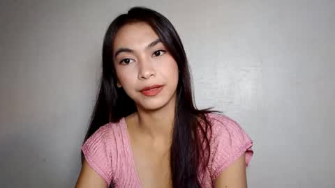 Natsu online show from April 16, 2026, 12:00 am