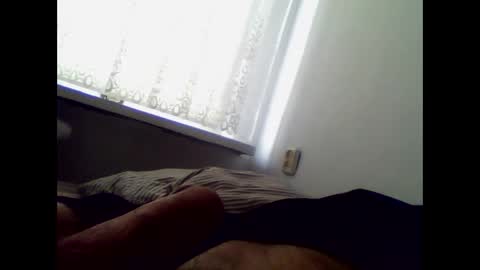 norbitomii online show from November 18, 2025, 1:04 pm