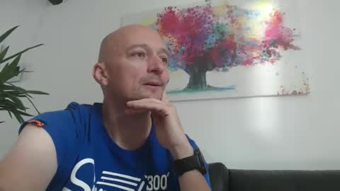 nordicrunner76 online show from May 24, 2026, 12:32 pm
