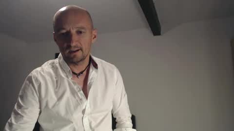 nordicrunner76 online show from July 27, 2026, 9:33 pm