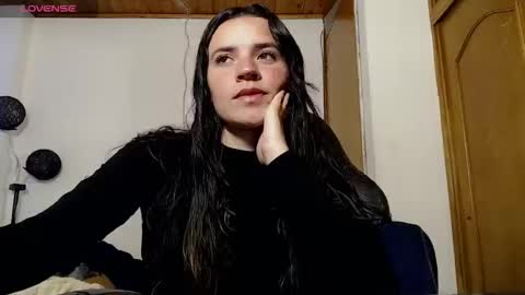 noreen_ online show from October 28, 2025, 10:34 pm