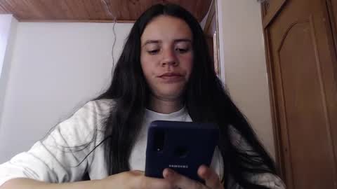 noreen_ online show from May 5, 2026, 6:27 pm