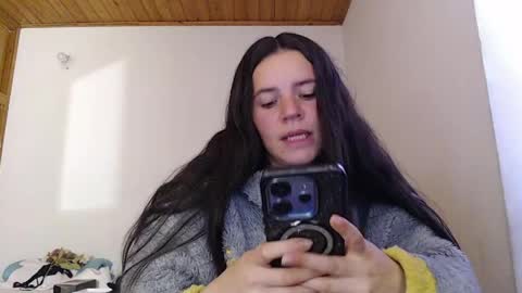 noreen_ online show from May 21, 2026, 9:00 pm