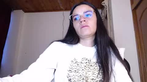 noreen_ online show from July 27, 2026, 11:23 pm