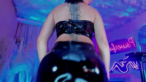 Snapshot of norland23 chatting on December 14, 2025, 5:18 pm norland23 online show from December 14, 2025, 5:18 pm