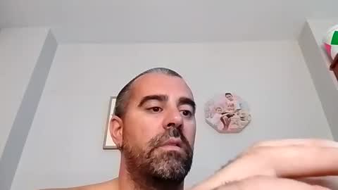 Snapshot of normalito42 chatting on September 24, 2025, 12:19 pm NORMALITO online show from September 24, 2025, 12:19 pm