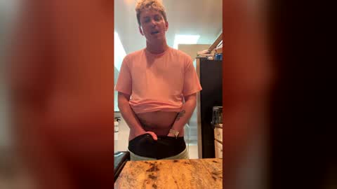 Snapshot of northofsouth_xxx chatting on April 12, 2026, 2:55 pm northofsouth_xxx online show from April 12, 2026, 2:55 pm