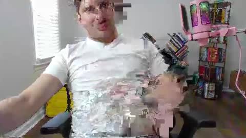 northofsouth_xxx online show from May 17, 2026, 2:24 pm