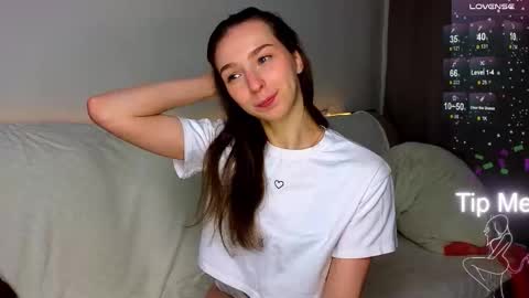 Hello My name is Helene NTMU  Finger up if u like what u see online show from December 3, 2025, 2:26 pm