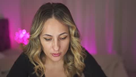 Tina online show from February 22, 2025, 3:01 am