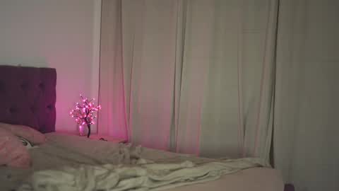 Tina online show from February 27, 2025, 3:36 am