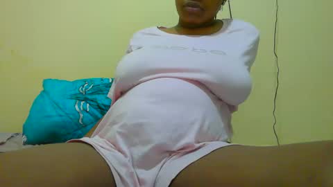 Snapshot of notoy1 chatting on April 21, 2026, 2:51 am notoy1 online show from April 21, 2026, 2:51 am