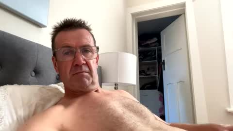Snapshot of nottsaust chatting on April 30, 2026, 2:07 am Nottsaust online show from April 30, 2026, 2:07 am
