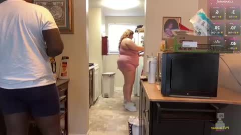 NotUrBabyMoms online show from November 11, 2025, 2:50 pm