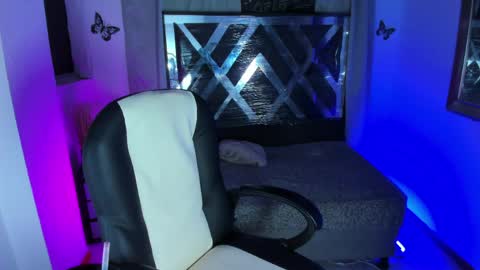 Snapshot of nova_sex1 chatting on May 19, 2026, 3:46 am nova online show from May 19, 2026, 3:46 am