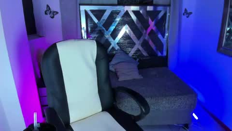 Snapshot of nova_sex1 chatting on May 20, 2026, 1:12 am nova online show from May 20, 2026, 1:12 am