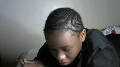 novaah online show from November 28, 2025, 2:14 am