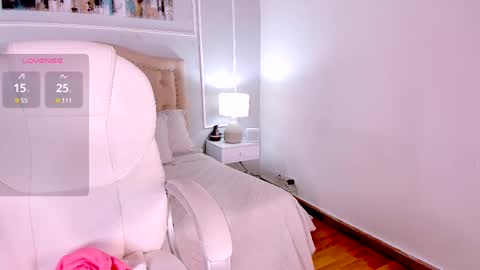 Andrea online show from February 11, 2025, 4:56 pm