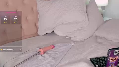 Andrea online show from February 26, 2025, 6:32 pm