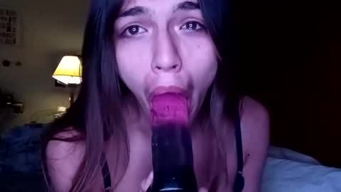 novalovelle online show from March 2, 2026, 7:26 am