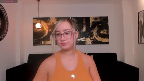 Snapshot of novasinclairx chatting on July 22, 2026, 11:24 am Nova Sinclair online show from July 22, 2026, 11:24 am