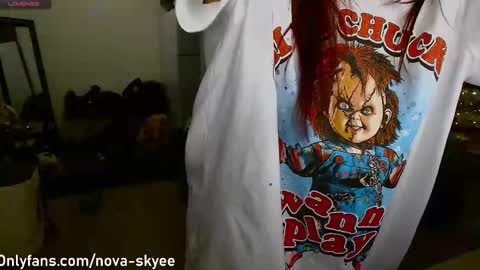 Snapshot of novaskyee chatting on December 13, 2024, 6:21 am Nova skyee online show from December 13, 2024, 6:21 am