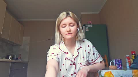 Mia Blake online show from March 26, 2026, 9:26 am