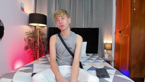 NovayBrian online show from January 13, 2025, 4:39 am