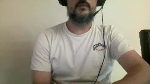 Snapshot of novio_muyalto chatting on May 8, 2026, 10:37 pm novio_muyalto online show from May 8, 2026, 10:37 pm